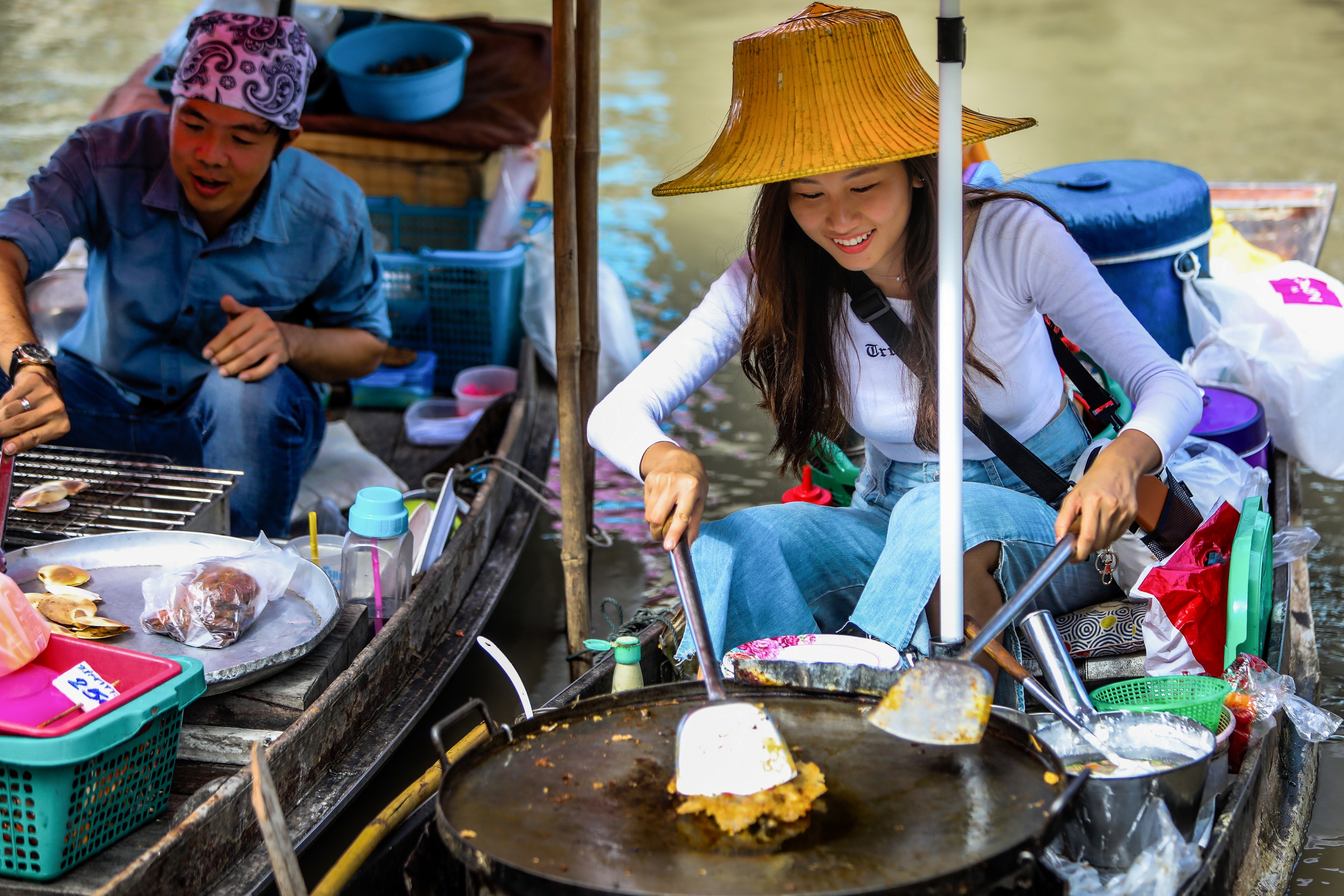 Bay Thai Lan Trai nghiem sac thai moi anh 4