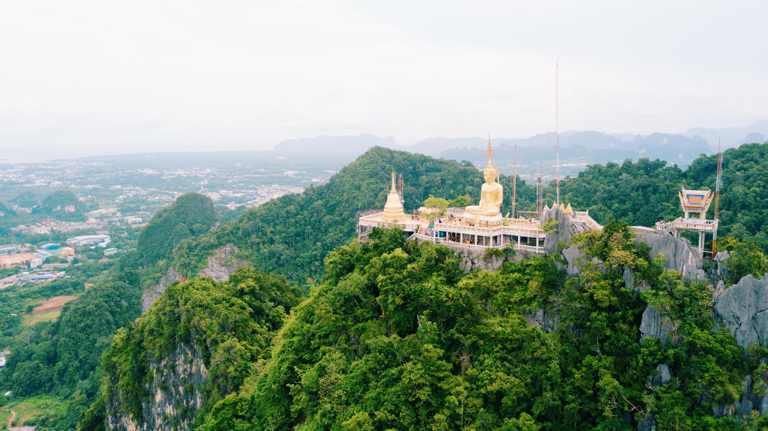 Bay Thai Lan Trai nghiem sac thai moi anh 9