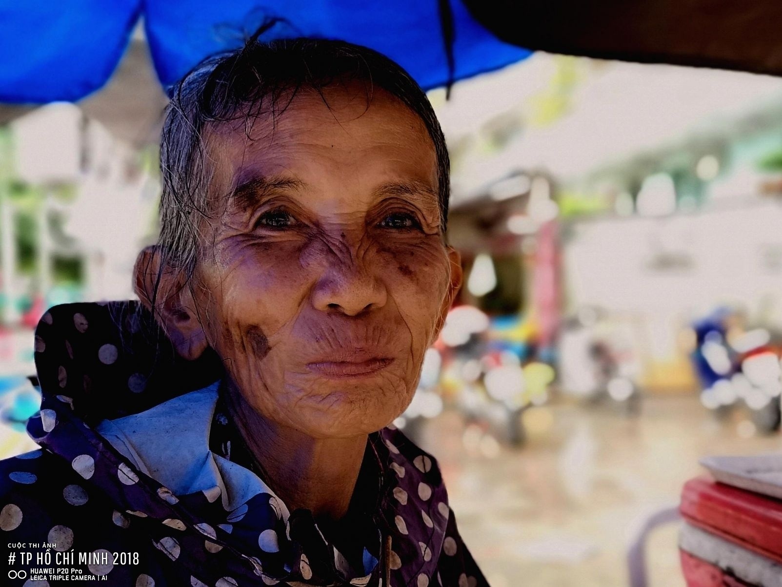 Chup xoa phong nhu may anh chuyen nghiep voi Huawei P20 Pro hinh anh