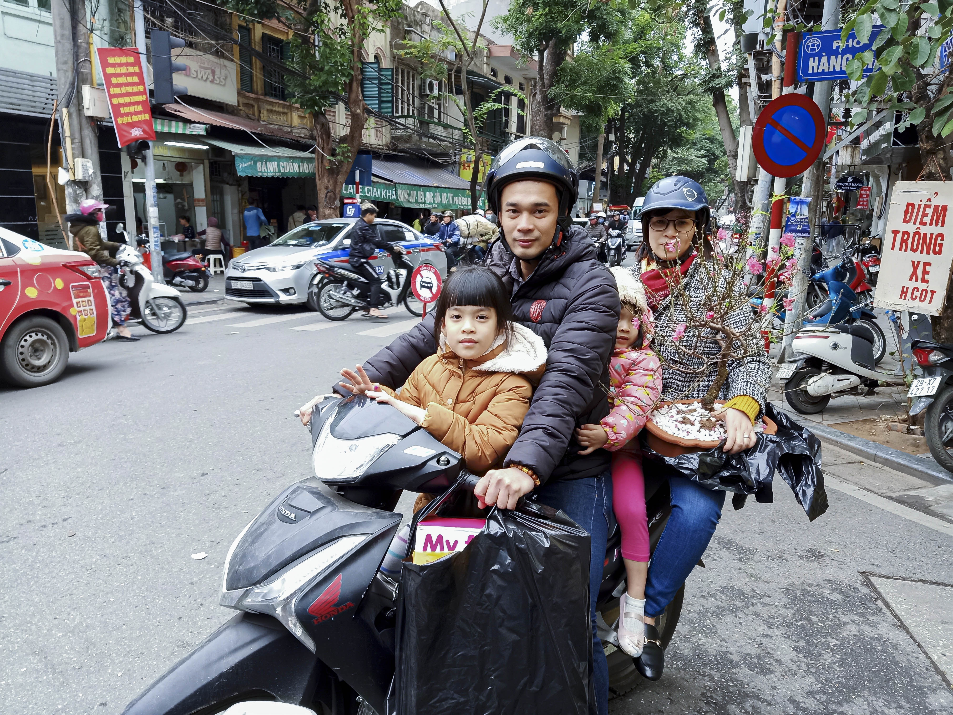 về nhà đón Tết ảnh 8 ve nha don Tet anh 8