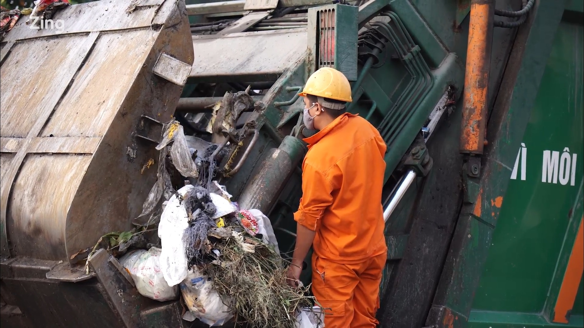 Cach gioi tre phan loai rac hinh anh