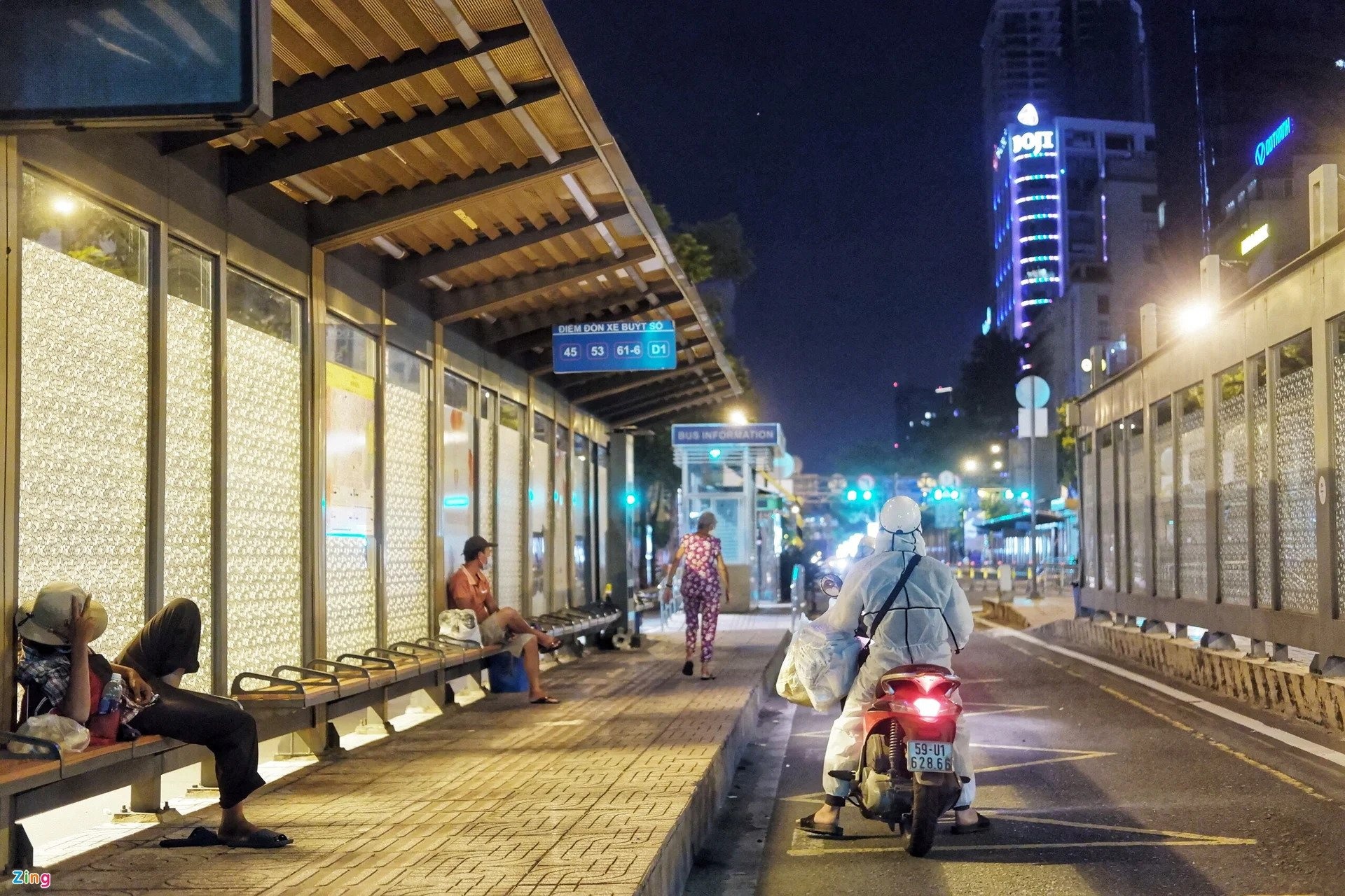 bua an tron ven anh 3