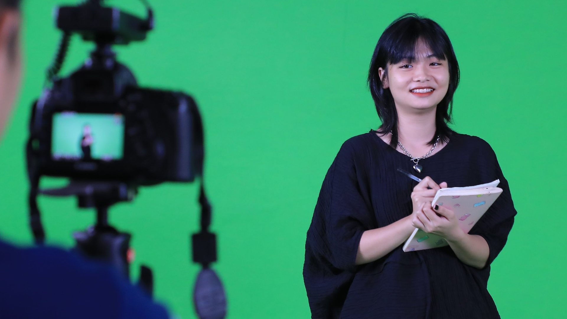 Nhung dieu can biet ve nhom nganh Quan he cong chung - Truyen thong hinh anh