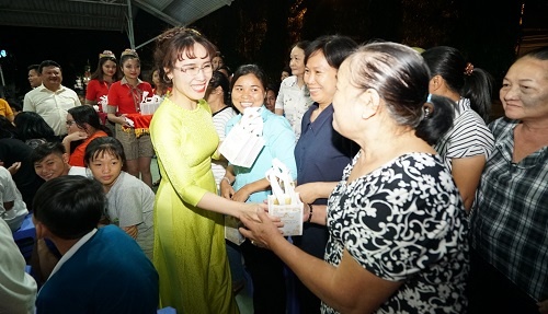 Vietjet,  HDBank anh 5