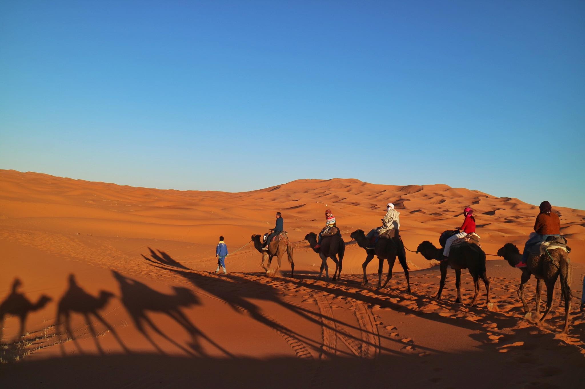 4 viec nen lam truoc khi bat dau tour du lich trai nghiem hinh anh