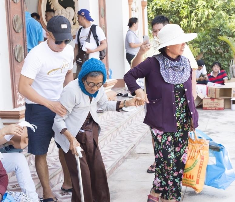 NTK Dinh Van Tho anh 2