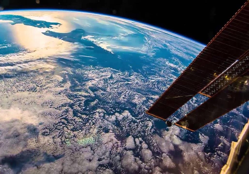 Chap canh uoc mo chinh phuc vu tru cung New Zealand hinh anh