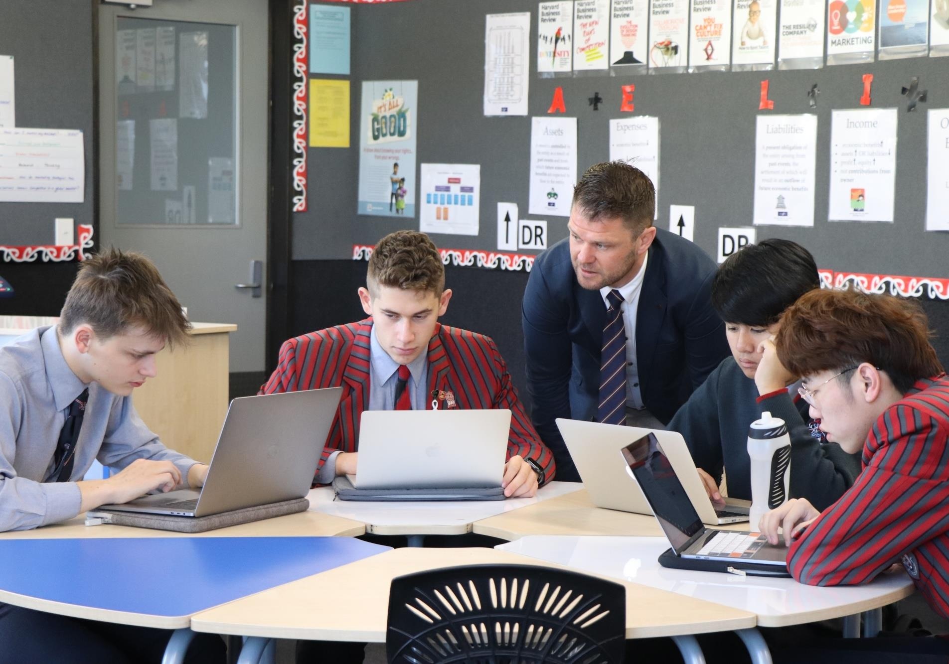 Tim hieu ve lop hoc kieu New Zealand ngay tai Viet Nam hinh anh