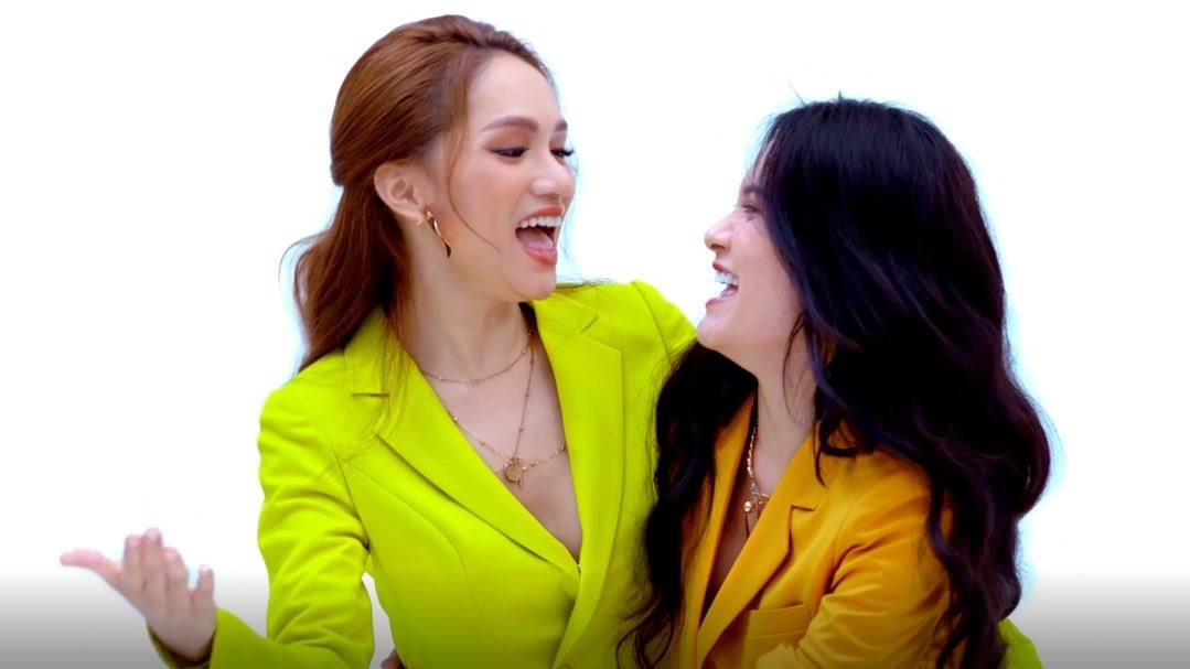 Video - Huong Giang song ca cung Bang Di trong MV moi hinh anh