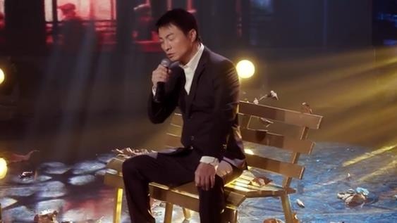 Video - Truong Tuan hat 'Xin goi nhau la co nhan' hinh anh