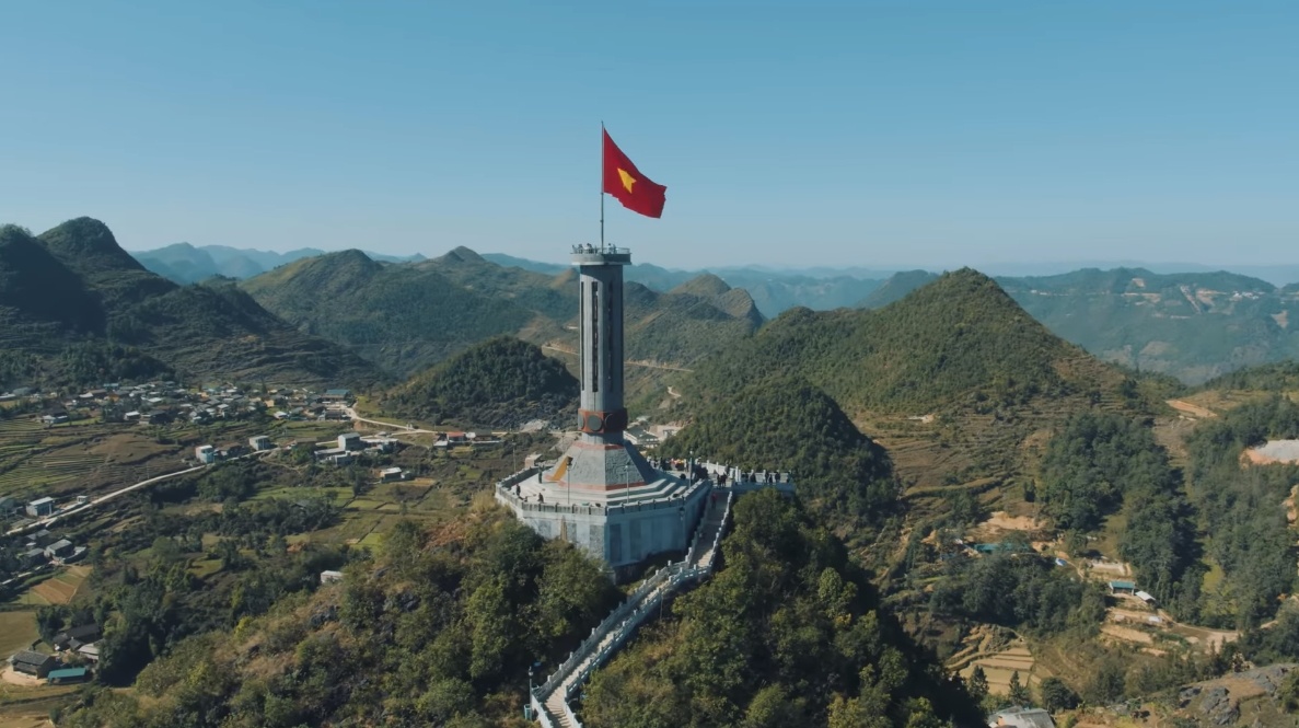 Video - MV 'Vi mot Viet Nam' hinh anh