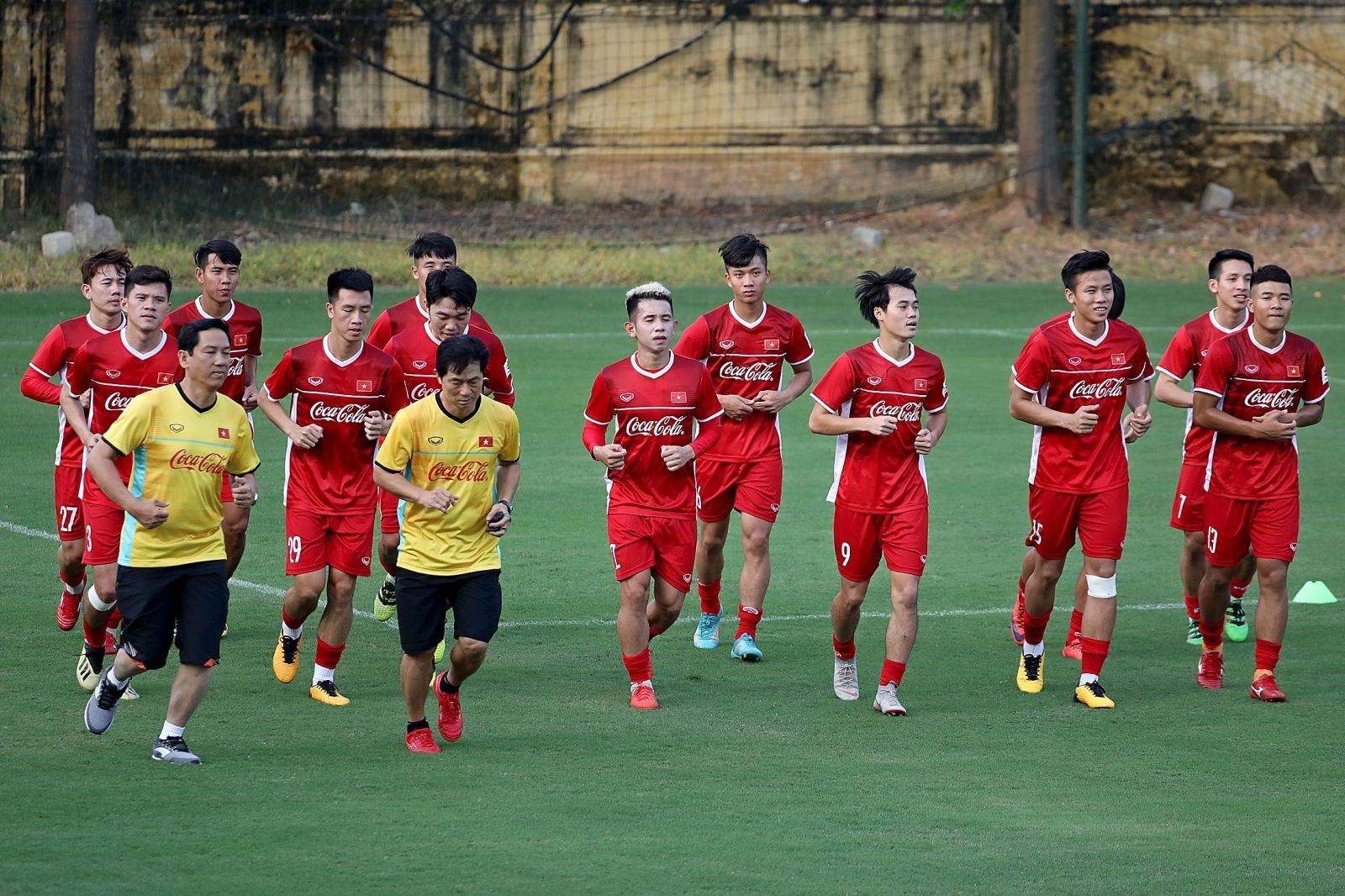 Thach thuc cua doi tuyen Viet Nam truoc them AFF Cup 2020 hinh anh