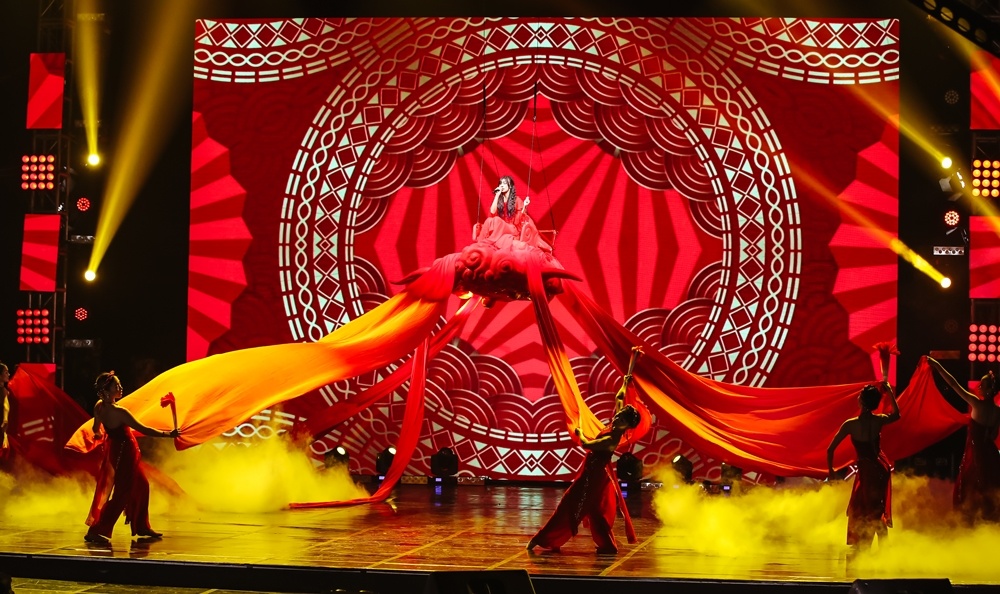 V Heartbeat Live 2 tuoi anh 12