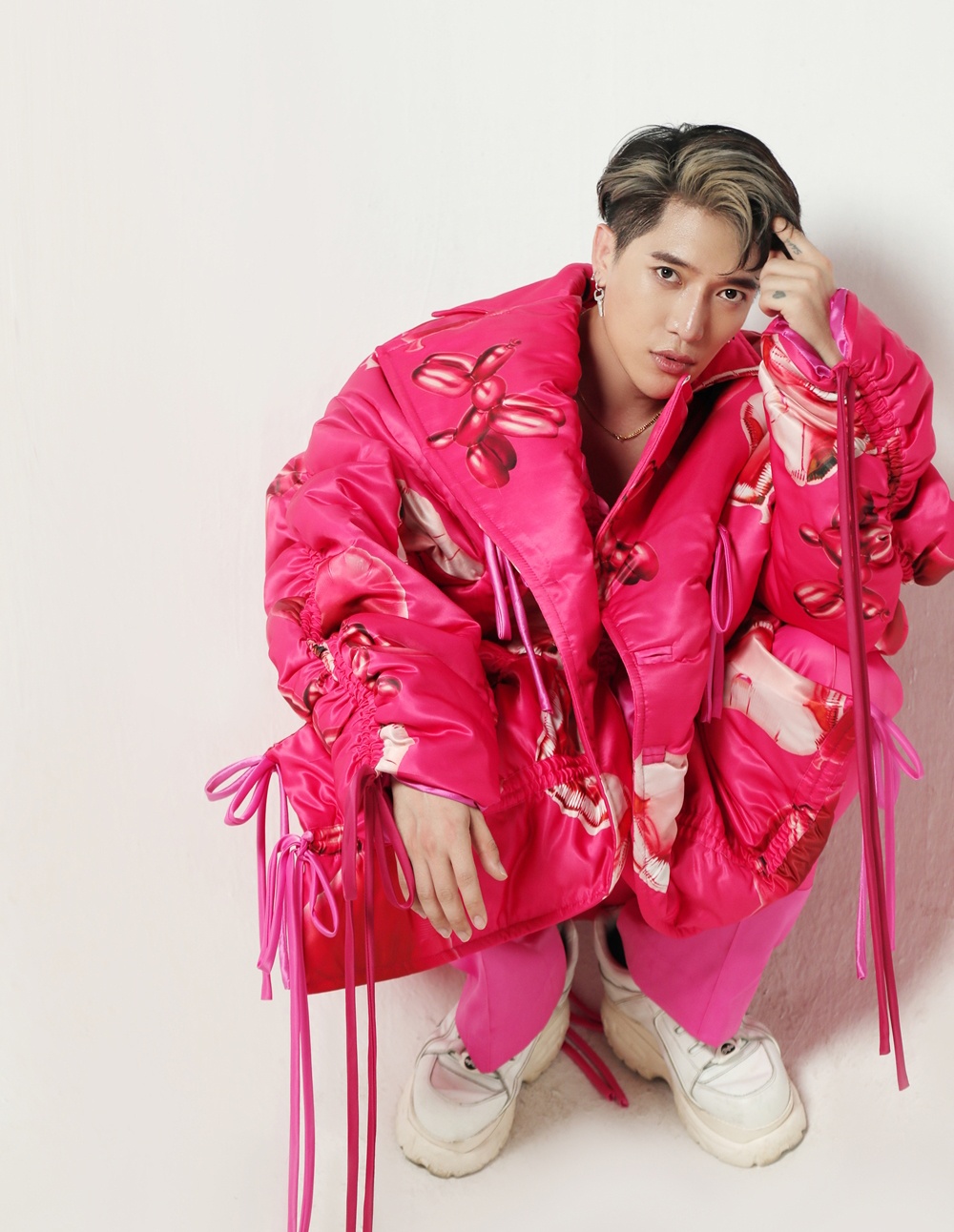 V Heartbeat music show anh 3