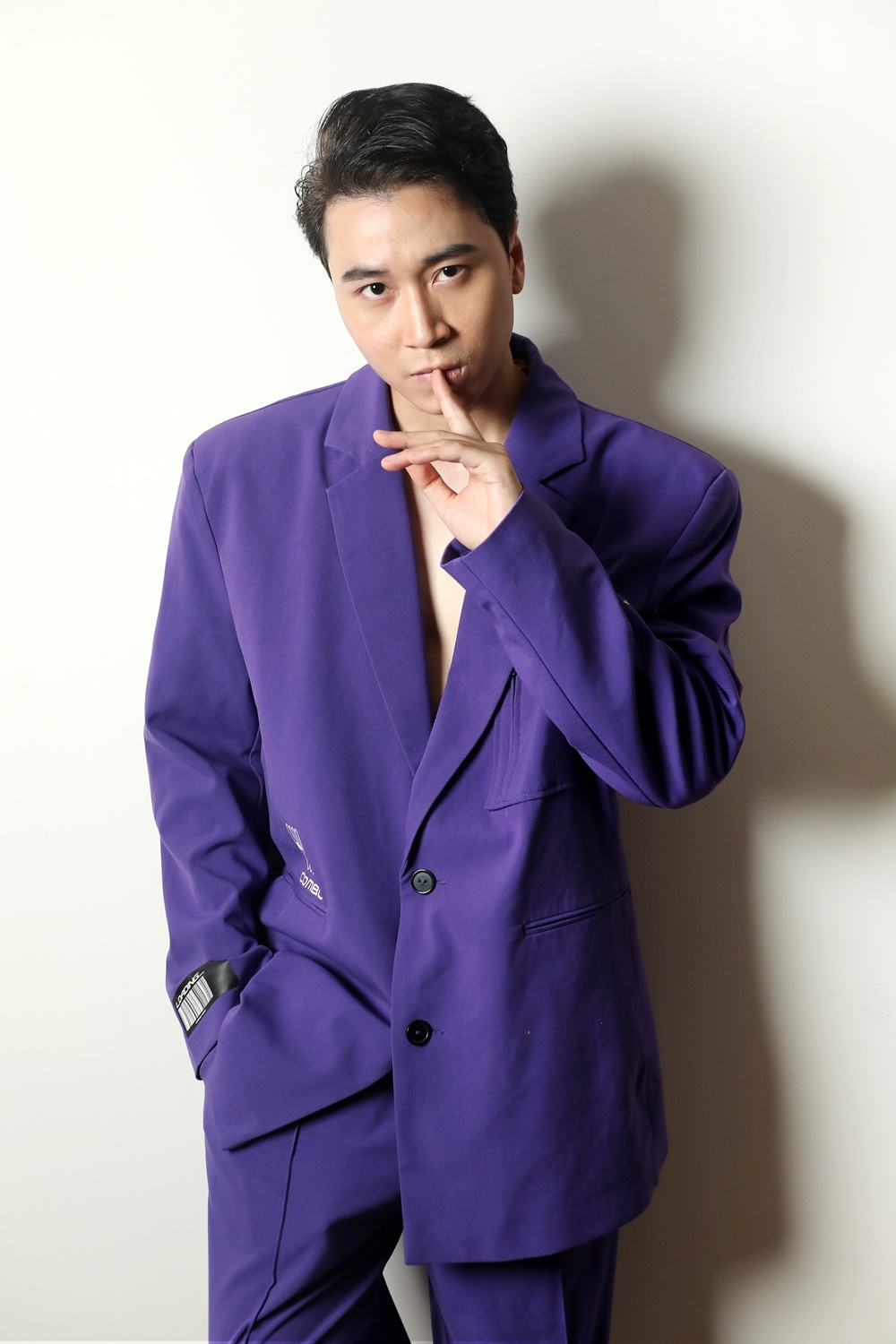 V Heartbeat music show anh 4