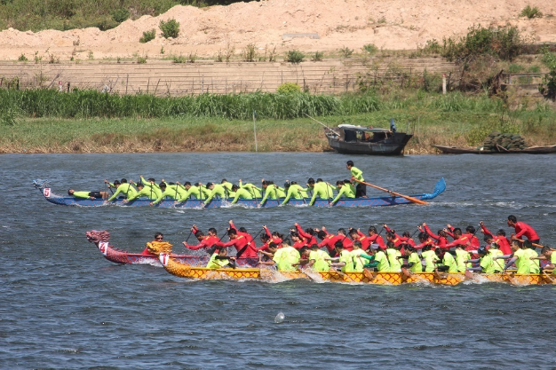 Tap doan Carlsberg anh 7