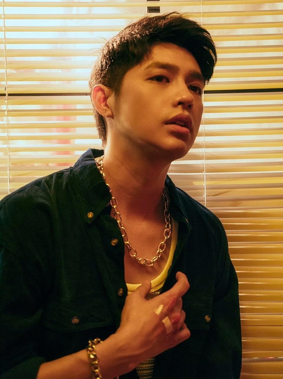 V Heartbeat music show anh 2