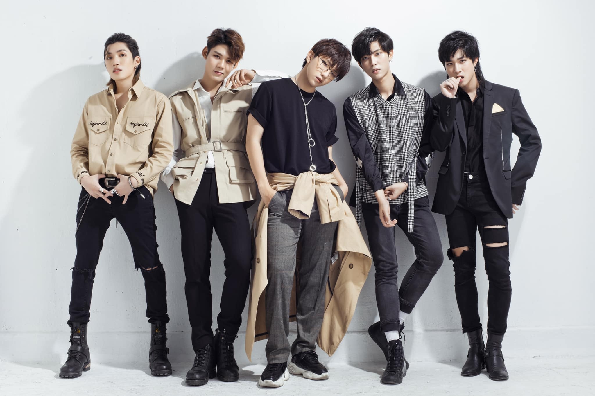 V Heartbeat music show anh 5