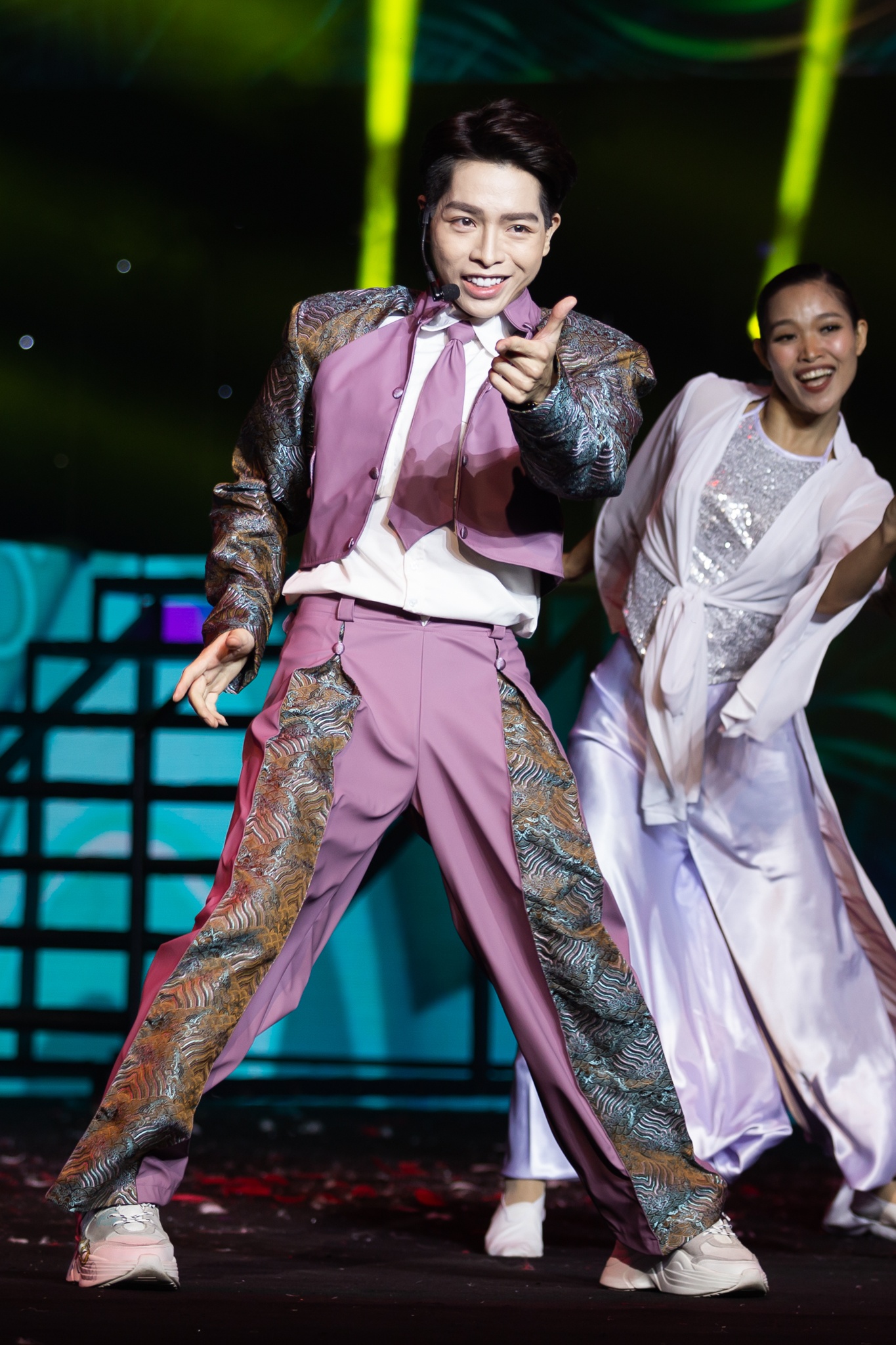 VLive ảnh 7 VLive anh 7