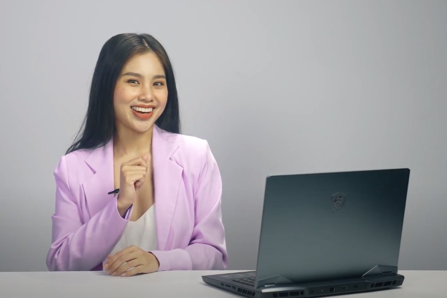 Video - MSI GE66 Raider 10UG - man hinh 300 Hz, pin lon, gia 64 trieu hinh anh