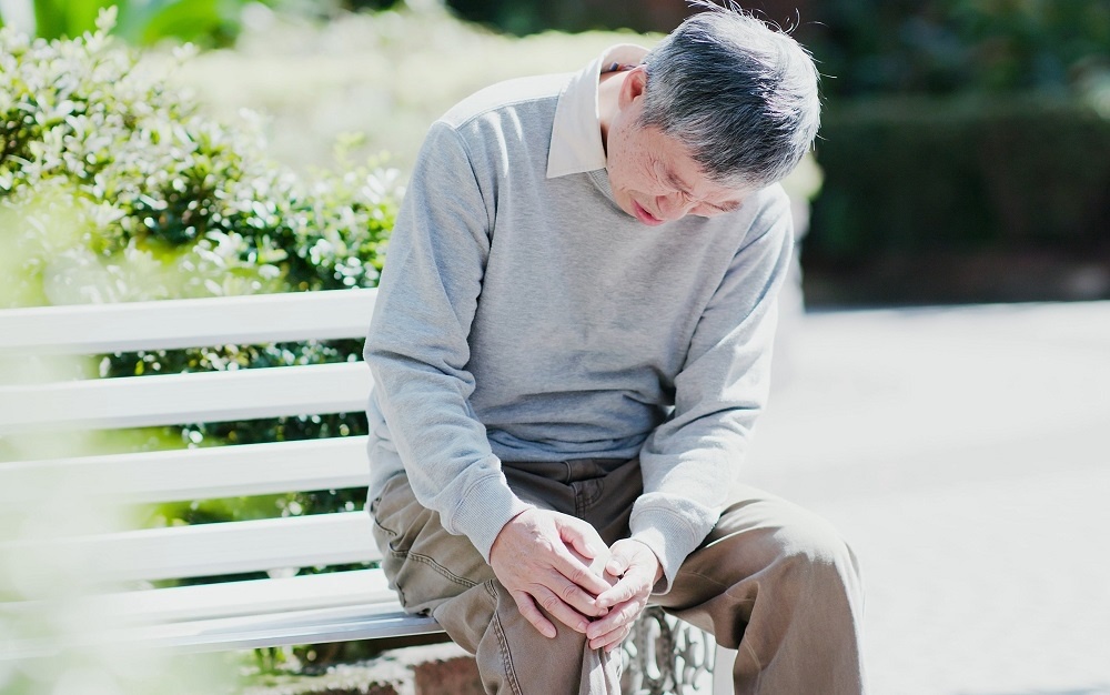 Roi loan he mien dich co the gay dau xuong khop hinh anh