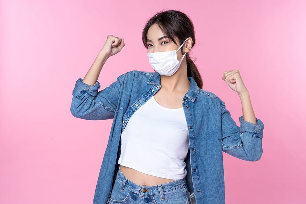 Vi sao phu nu manh me hon nam gioi khi doi mat Covid-19? hinh anh