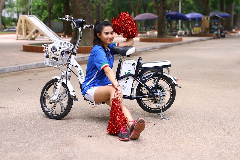 Xe dap dien tu tin thach dau 50 trieu dong hinh anh