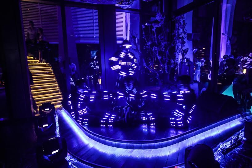 Màn trình diễn LED Dance ấn tượng.