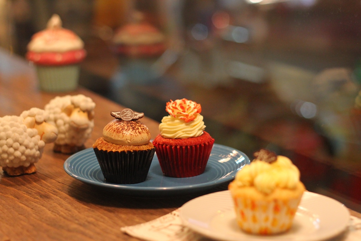 Fly Cupcake: dia diem gap mat ngot ngao cua gioi tre Sai Gon hinh anh