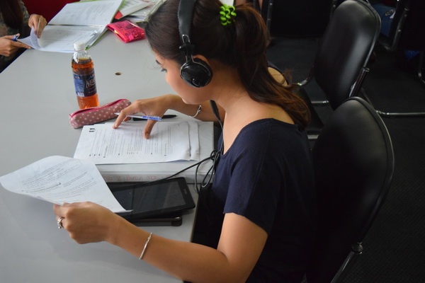 Nang cao diem thi IELTS voi giao trinh dien tu hinh anh
