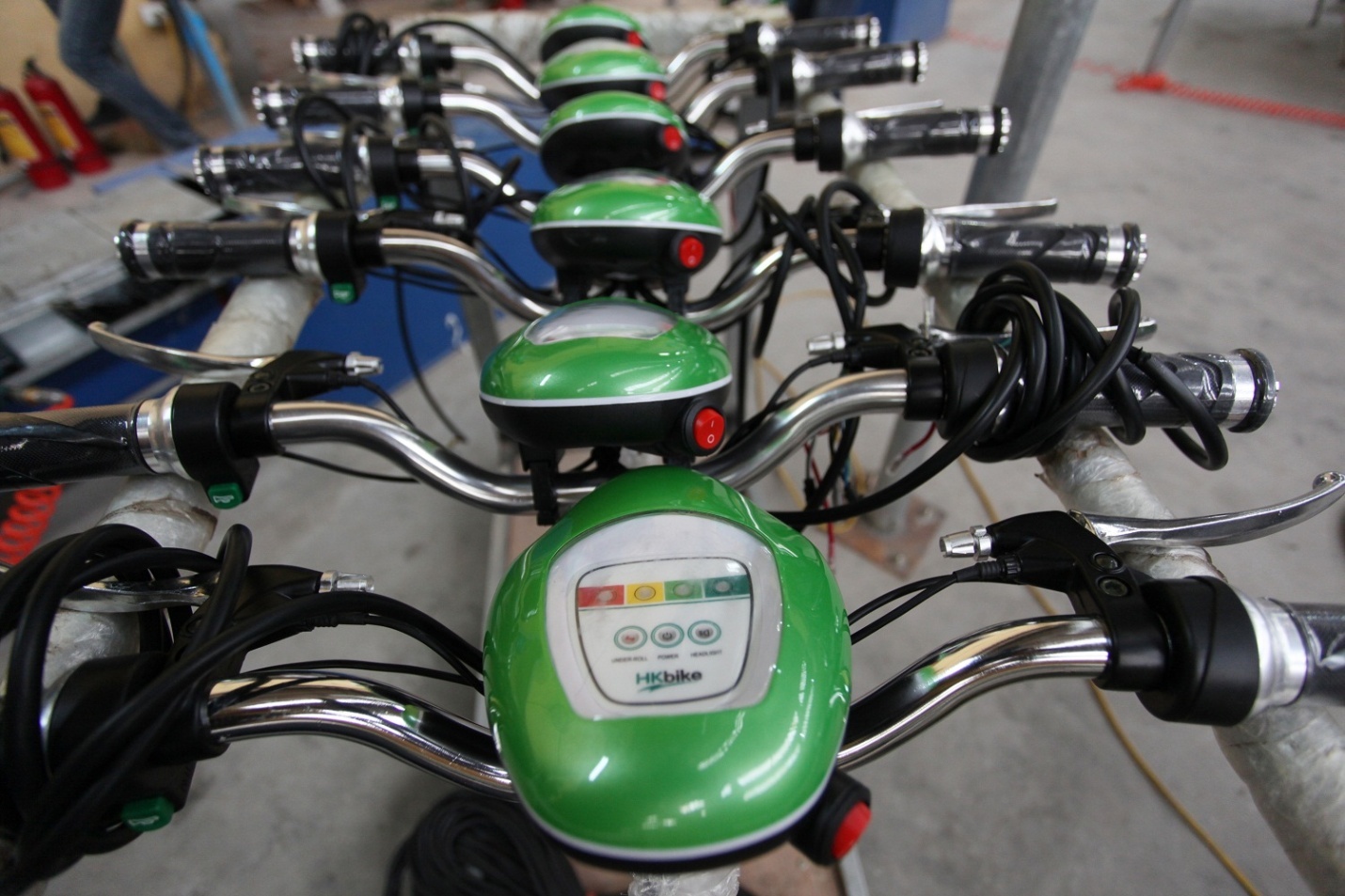 HKbike xac nhan mo xuong lap rap xe dap dien moi hinh anh