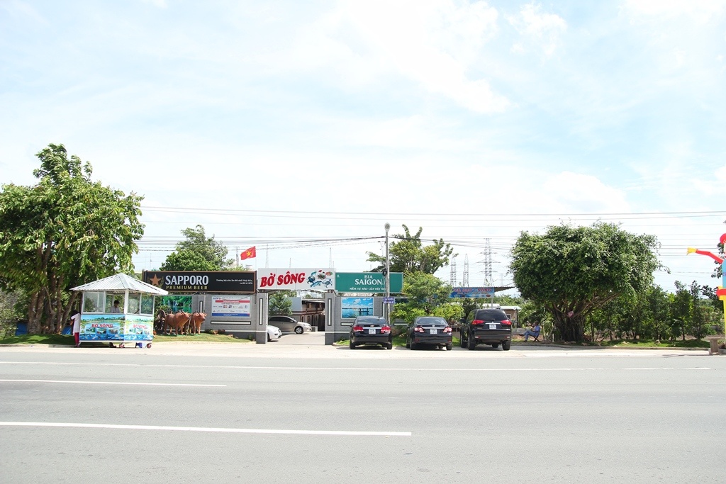 Vào một cuối tuần rảnh rỗi, sẽ rất lý thú khi tìm đến dây để trải nghiệm những cảm giác mới lạ, và cũng là để tìm những khoảnh khoắc bình yên mà vì mưu sinh ta đã vô tình đánh rơi.