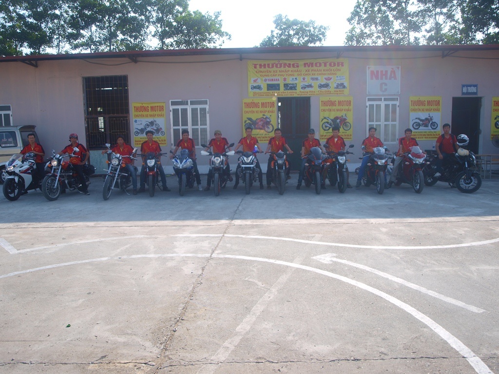 Thi bằng A2 miễn phí với showroom Thưởng Motor.