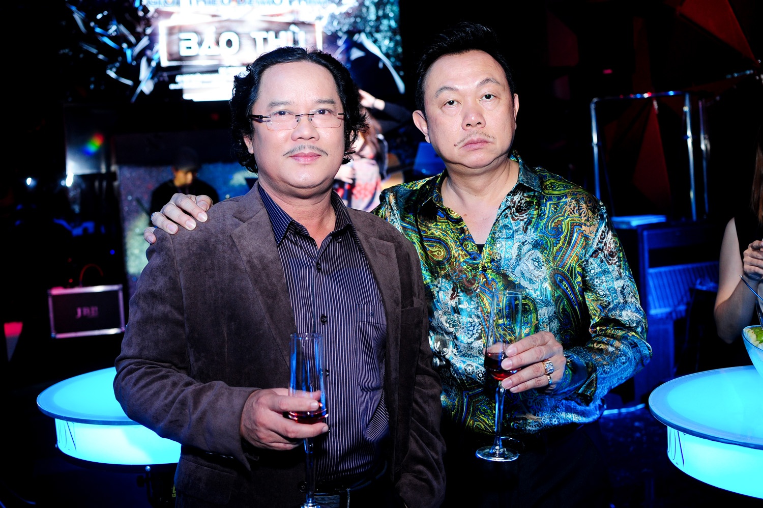 Diễn viên Công Hậu và Chí Tài.