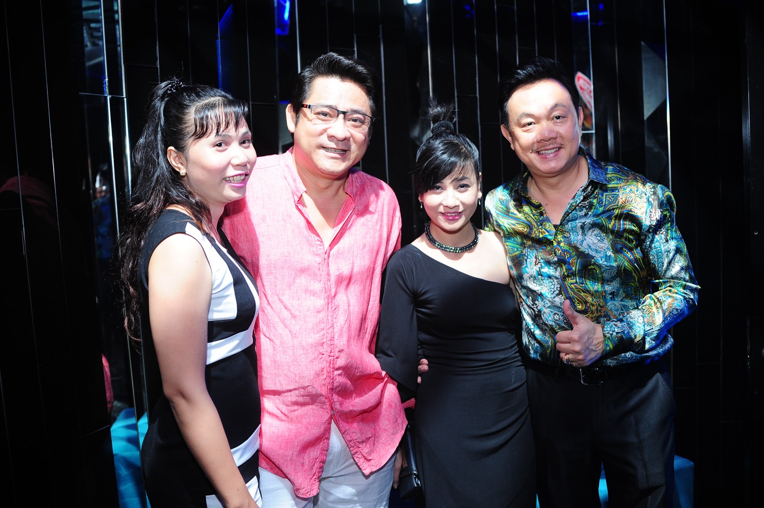 Huỳnh Anh Tuấn - Cát Phương - Chí Tài.