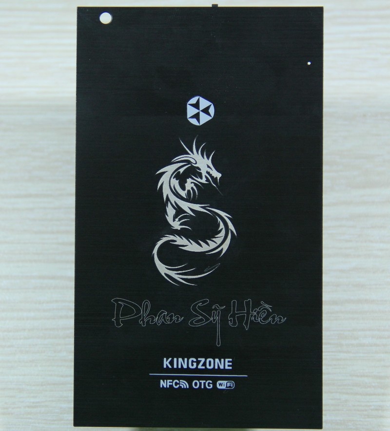 Hình ảnh khắc lazer cho một khách hàng tuổi rồng.