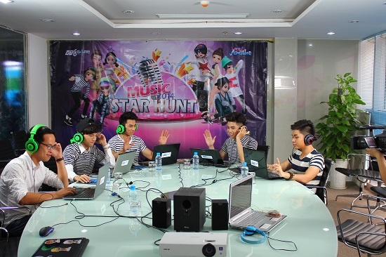 365 Daband trong vai trò ban giám khảo.