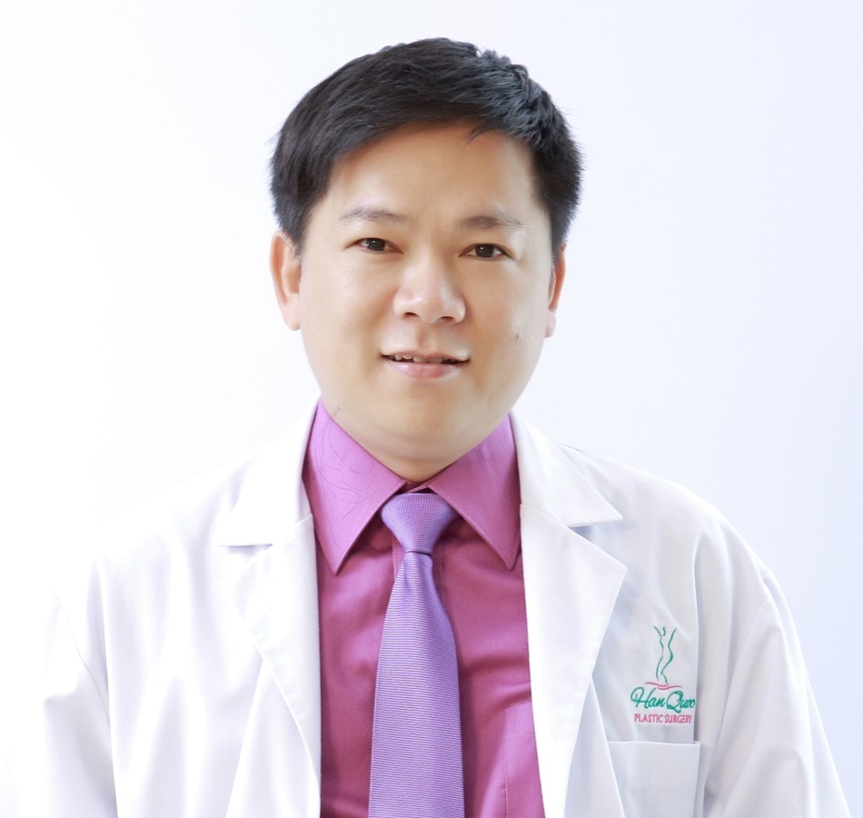 Bác sĩ Nguyễn Phan Tú Dung - chuyên gia phẫu thuật thẩm mỹ uy tín tại Việt Nam.