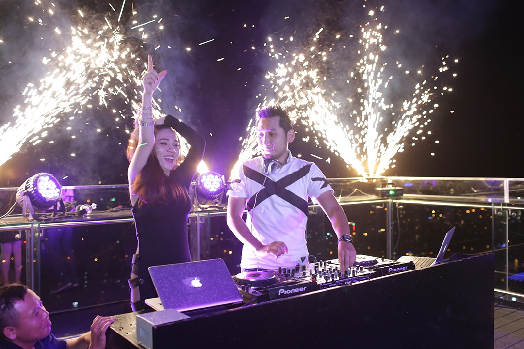 Da Nang bung no voi dem 'SKY36 - Girls night out' hinh anh