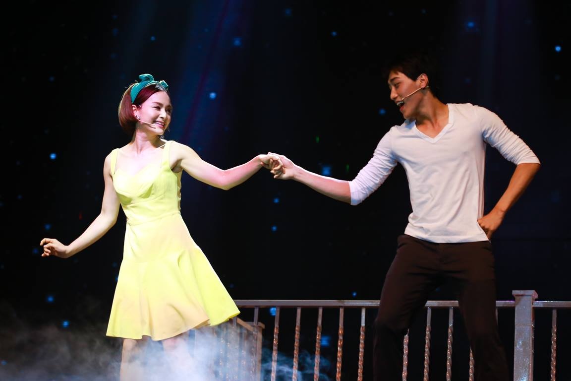 Lan Phương cho biết cô rất mê nhạc kịch và dù rất bận cũng không thể bỏ qua chương trình ý nghĩa như “Nhà là nơi…”.