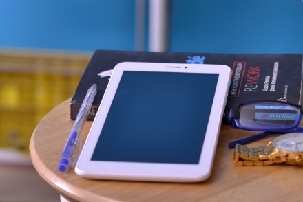 Masstel Tab 705 - tablet gia re cho hoc sinh, sinh vien hinh anh
