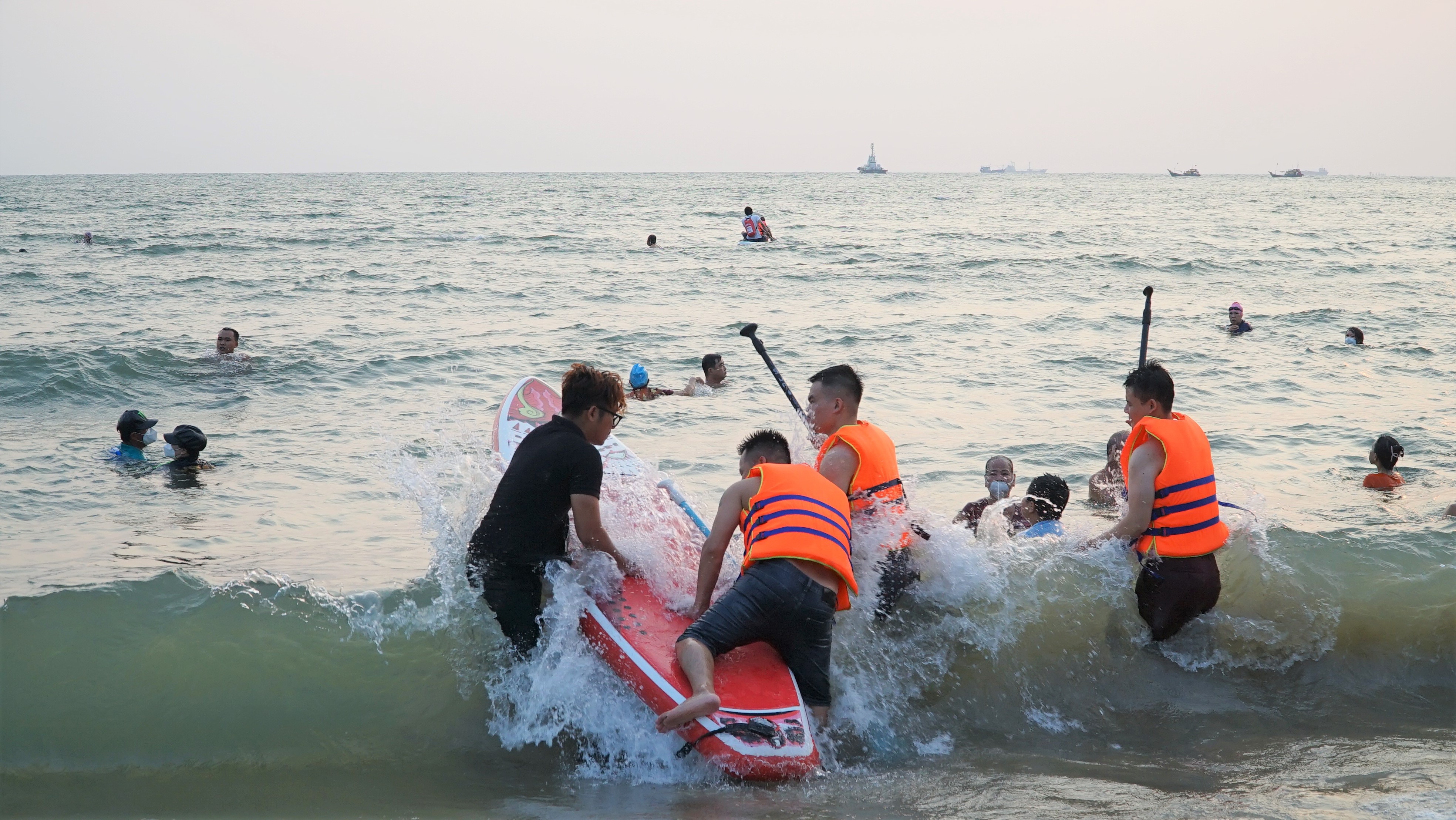 Cheo SUP tai Vung Tau anh 3