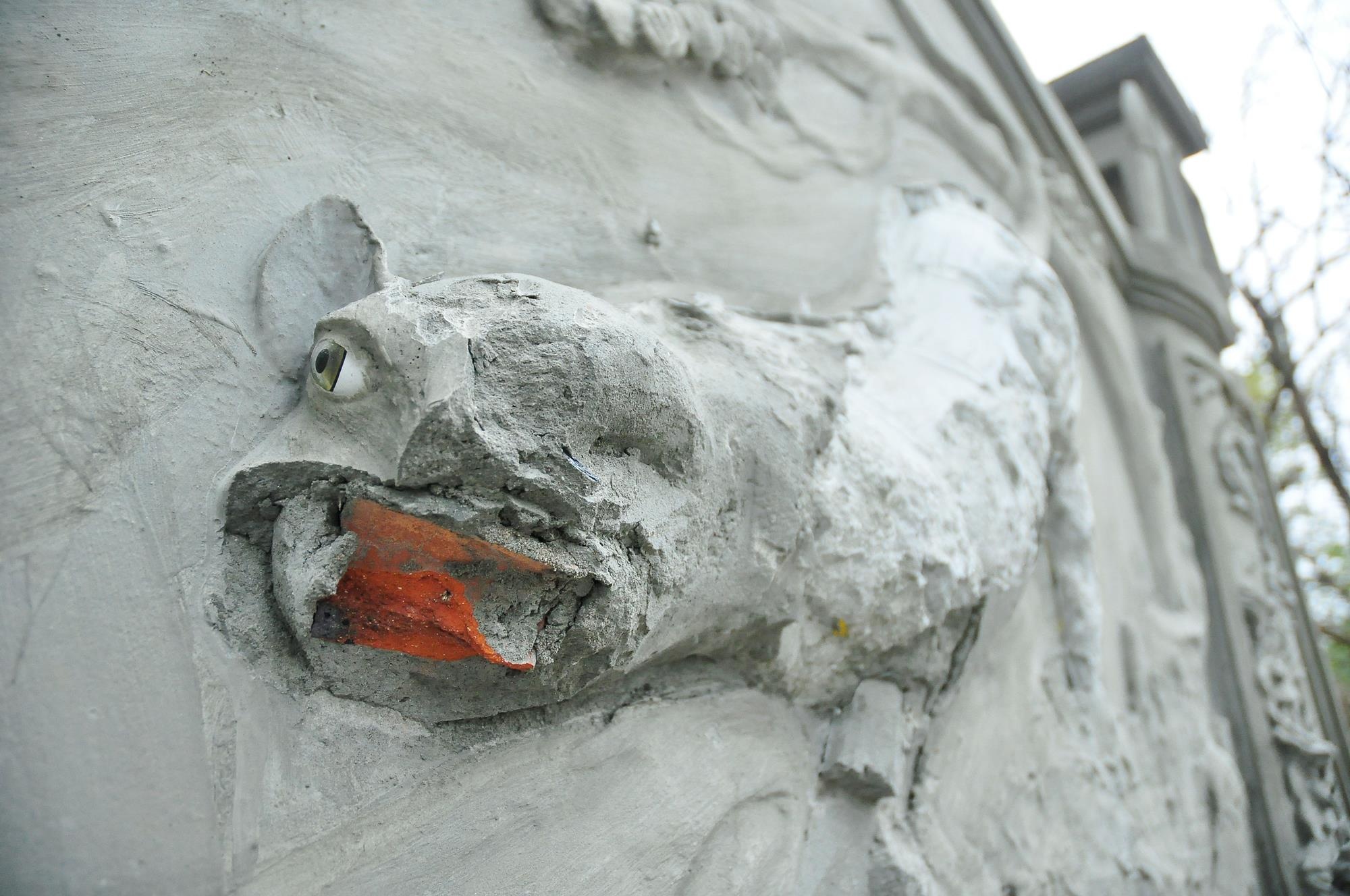 ‘Quai thu’ o lang vua Ngo Quyen bi duc do hinh anh