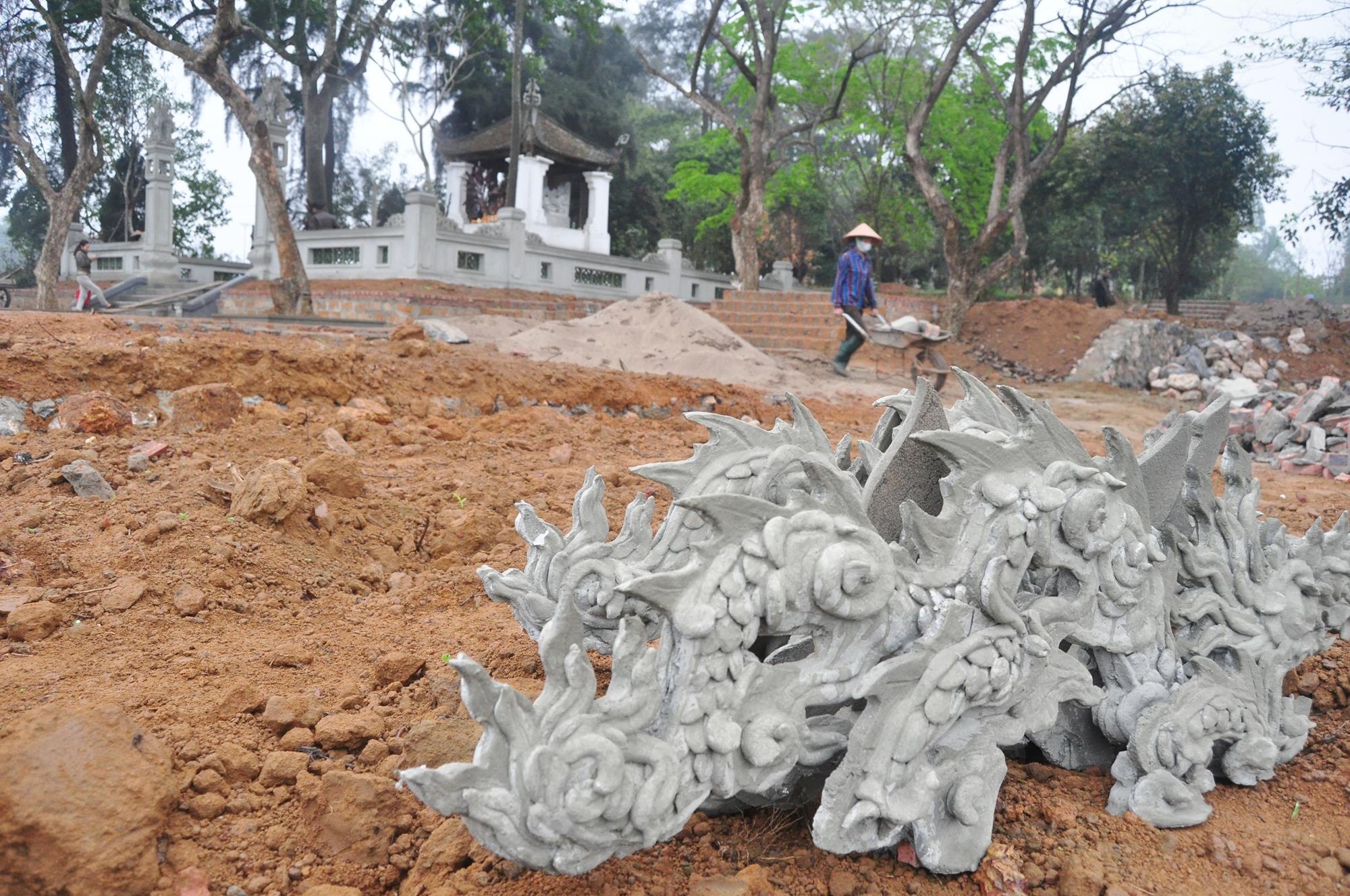 Pha bo ho tran quy o lang vua Ngo Quyen hinh anh