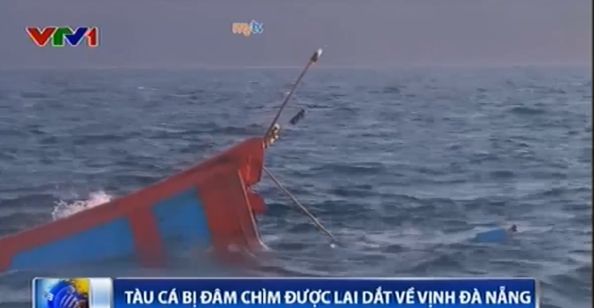 Tau danh ca bi Trung Quoc dam chim duoc dua ve Da Nang hinh anh