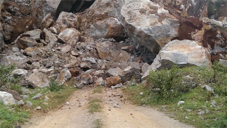 Vị tí mỏ đá bị sập