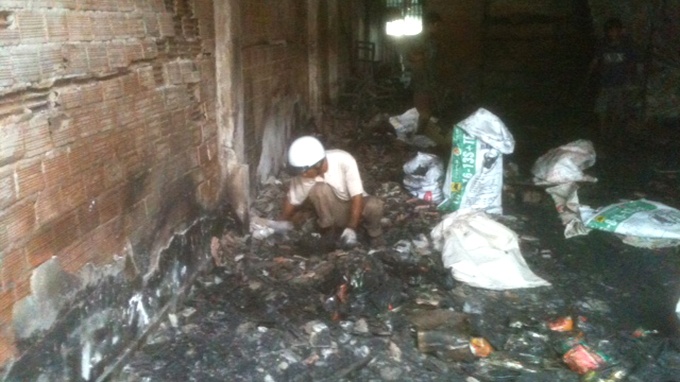 60 xe may chay rui trong can nha 2 tang hinh anh