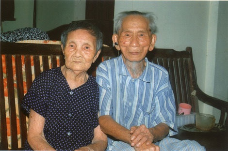 Cap vo chong cao tuoi nhat Viet Nam xac lap ky luc chau A hinh anh