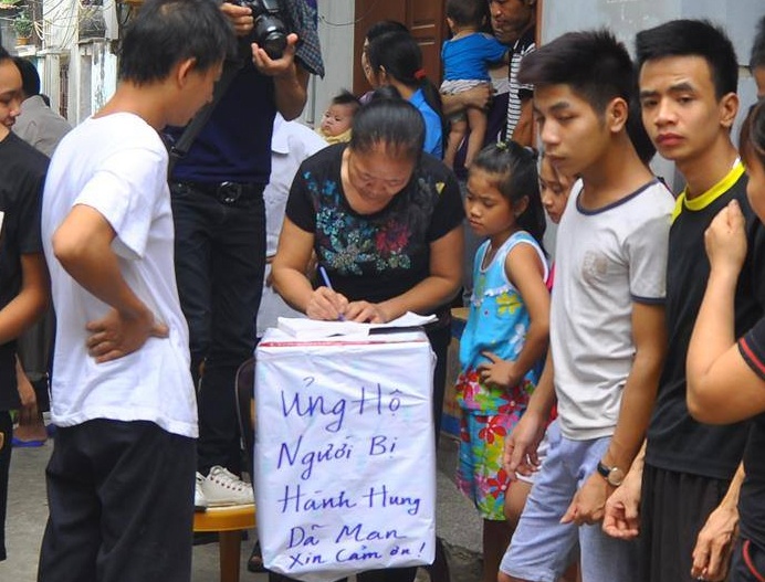 Nam sinh bi danh nhap vien vi qua dem voi ban gai hinh anh