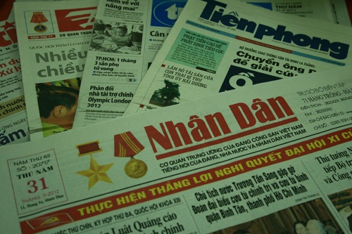 Tai sao chon Bao Nhan dan cho pham nhan doc giai tri? hinh anh